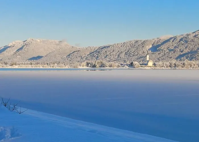 Am Forggensee -bergmann شقة